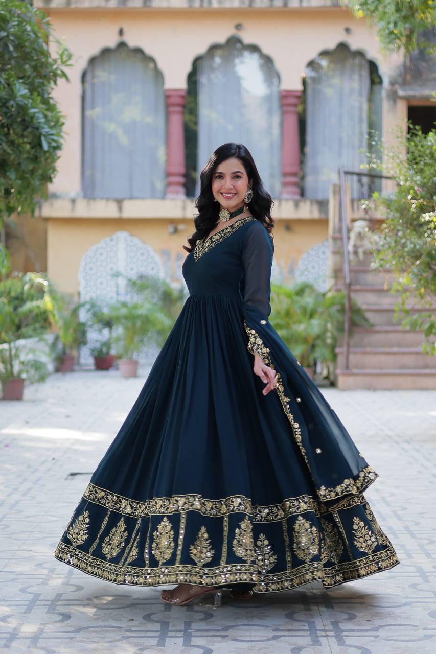 Designer Gown In Georgette With Zari Thread And Embroidery Sequence Work