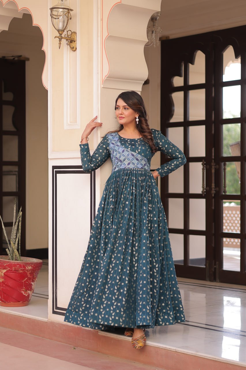 Wine & Rama Position Print Weaving Work Gown